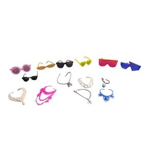 Lot Of 14 Barbie Sunglasses & Purses Multicolor Round Cat Eye Heart Shaped Moana